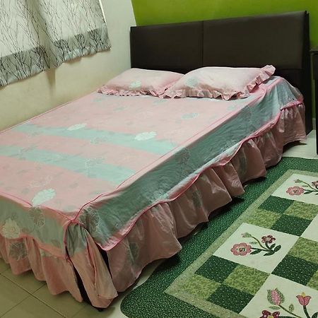 Muslim Dinaim Homestay Tanjong Malim Exteriér fotografie