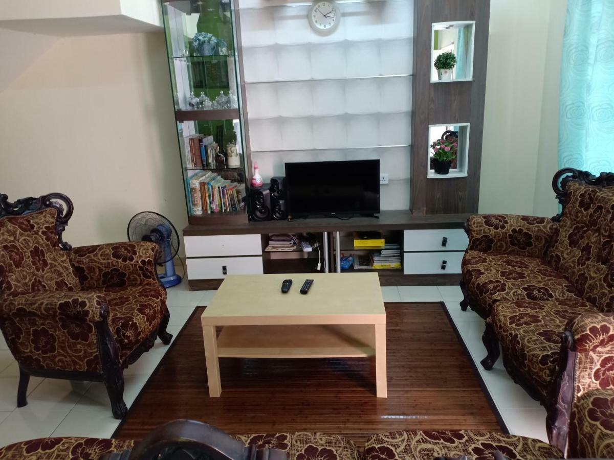 Muslim Dinaim Homestay Tanjong Malim Exteriér fotografie